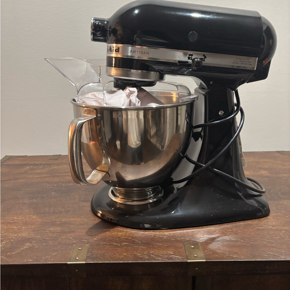 KitchenAid Artisan Onyx Black Stand Mixer